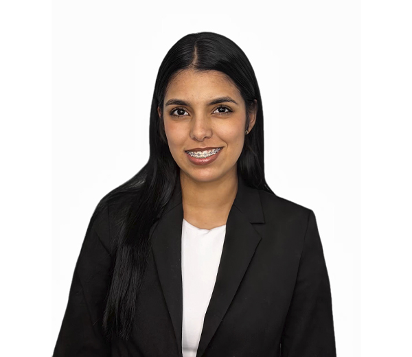 https://www.lawfernandez.com/wp-content/uploads/2025/11/Amanda-NUEVO-1.jpg